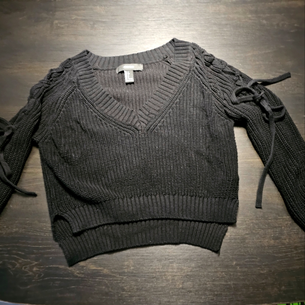 Crop top sweater